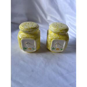 VTG Pottery Craft USA  Yellow Duck Salt & Pepper Shakers